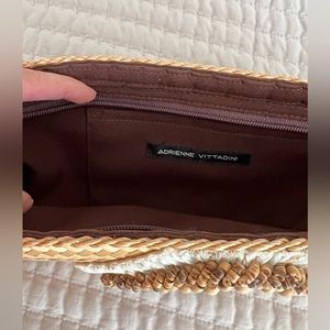 Straw rectangle Small In good conditions. Excellent for use these summer.